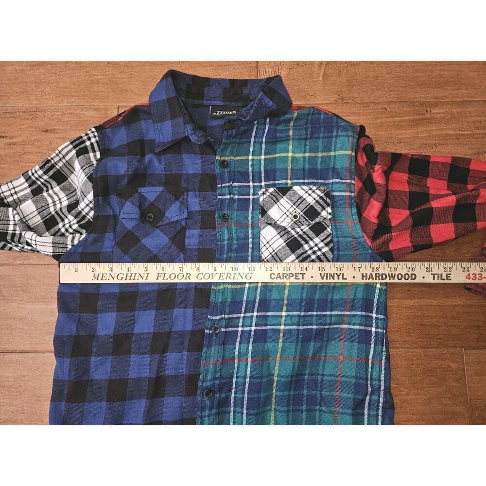 Official Aaliyah Plaid Button Up Long Sleeve Shirt Size Small RARE - Picture 9 of 10